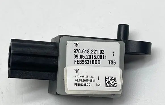 Porsche Panamera (970) Airbag deployment crash/impact sensor 97061822102 19150006