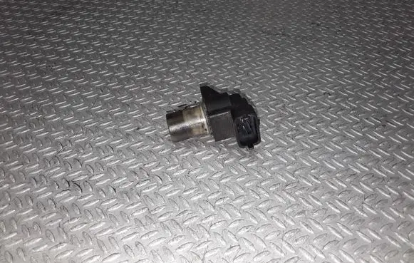 Mercedes-Benz Vaneo W414 Camshaft position sensor 0031539728