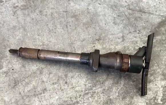 Peugeot 607 Fuel injector 9637271980