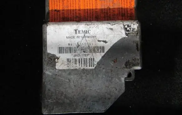 BMW 5 E39 Airbag control unit/module