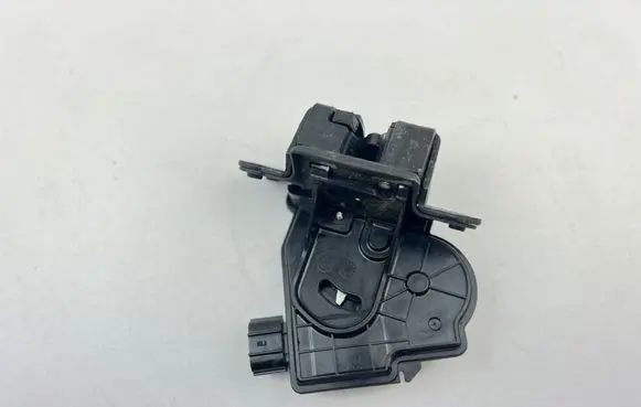 Toyota Verso Loading door lock 