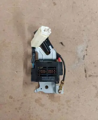 Lexus RX 450H Heater blower fan relay 90980-05378 20T0000909T