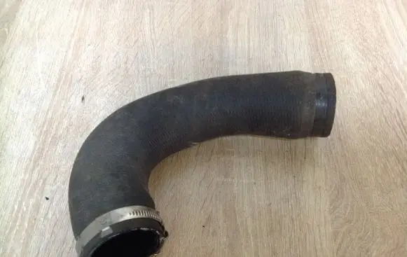 Audi Q5 SQ5 Intercooler hose/pipe