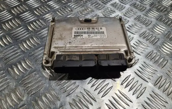 Audi A3 S3 8L Engine control unit/module 0281010123 038906012BB