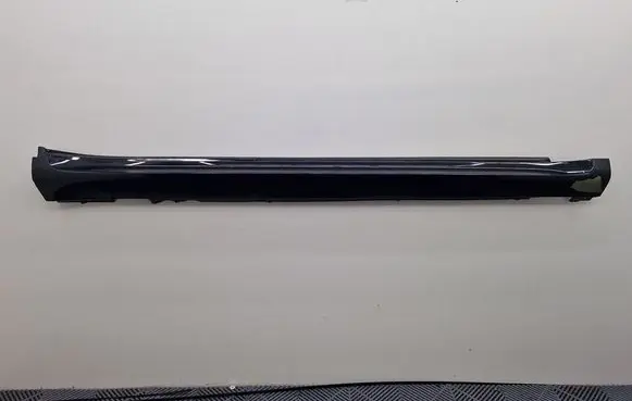 Porsche Macan (95B) Sill 95B854884A