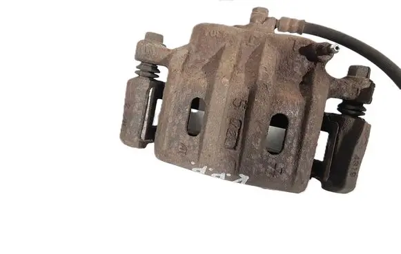 Mitsubishi Outlander Front brake caliper