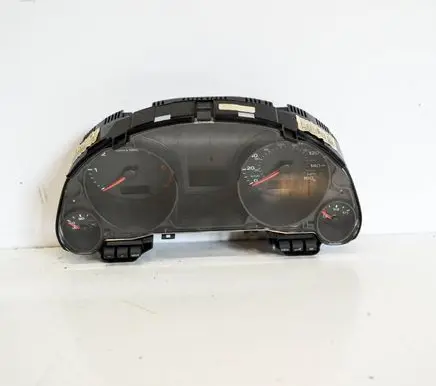 Audi A4 S4 B7 8E 8H Speedometer (instrument cluster) 8H0920950R