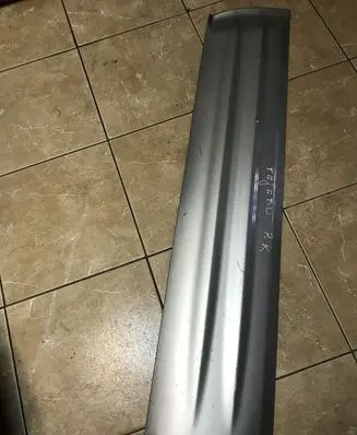 Mitsubishi Pajero Front door trim (molding) MR47857