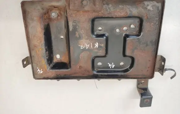 Battery tray