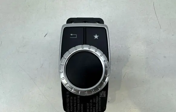 Mercedes-Benz CLA C117 X117 W117 Head unit multimedia control A2469009815
