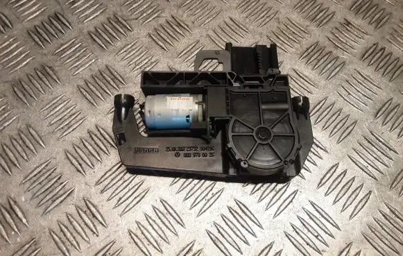 Mercedes-Benz S W221 Seat adjustment motor 0009700026 A0009700026