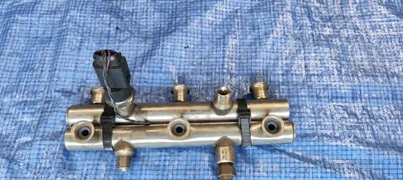 Audi A8 S8 D3 4E Fuel main line pipe
