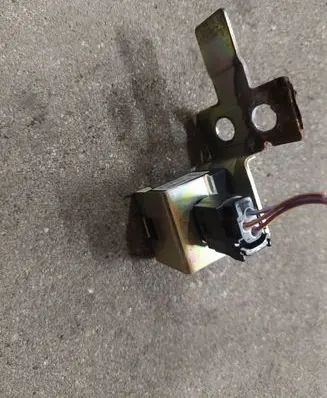 Mercedes-Benz C W203 ESP acceleration yaw rate sensor A1635420618 2422410153 10098001241