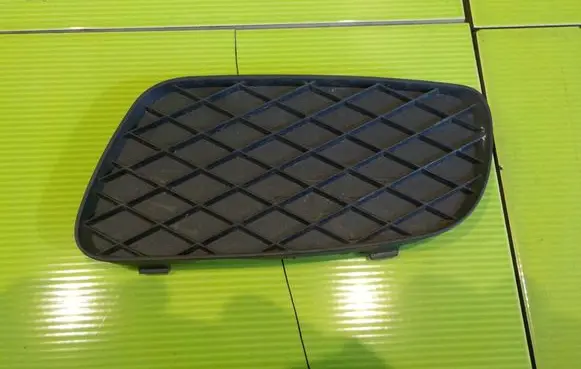 Smart ForTwo II Front bumper lower grill PRZOD 8AB24 A4518260124