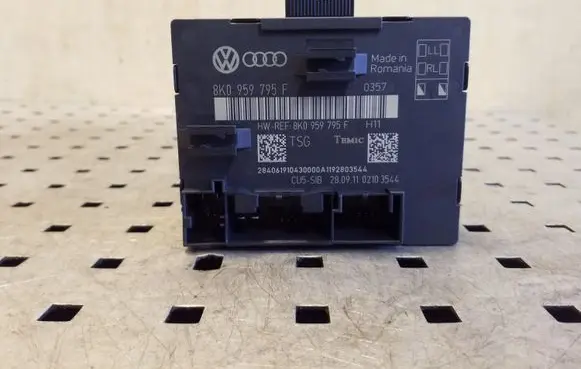 Audi Q5 SQ5 Door control unit/module 8K0959795F