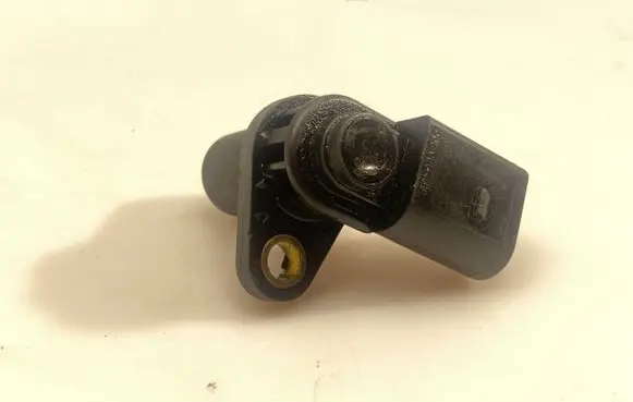 Audi A6 S6 C6 4F Crankshaft position sensor 06E906433