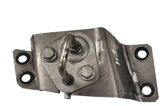 Maserati Ghibli Engine bonnet/hood lock/latch loop/hook 