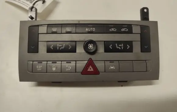 Citroen C5 Climate control unit 96573328