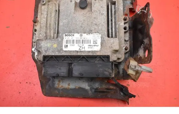Opel Astra H Engine control unit/module ECU 55556829