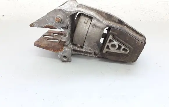 Peugeot 607 Engine mount bracket 326C68