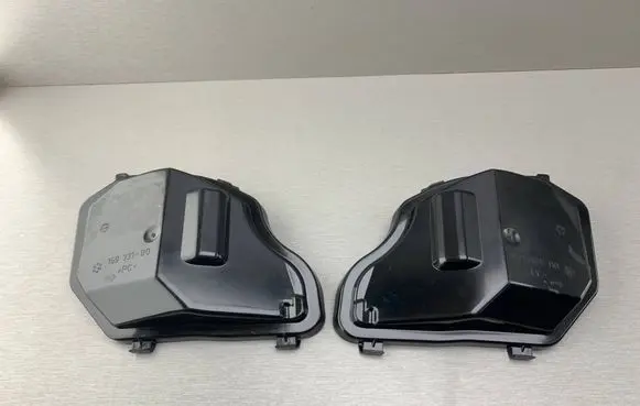 BMW 5 E60 E61 Headlight/headlamp dust cover 6933239 6933240 63116933239