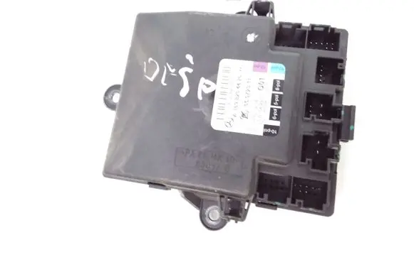 Mercedes-Benz A W169 Door control unit/module A1698204426 05072311