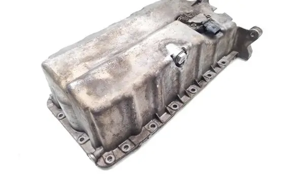 Volkswagen Golf V Oil sump 1J0907660C 6PR008079 6PR00807903