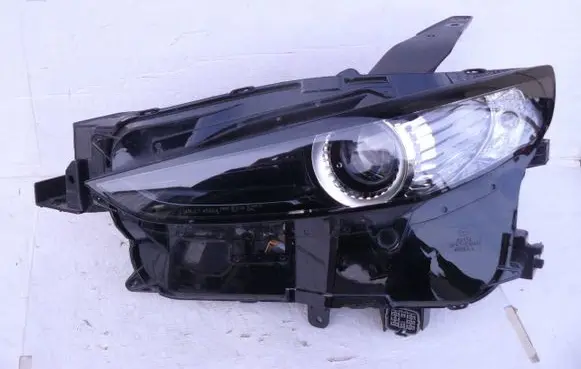 Mazda CX-30 Headlight/headlamp DFR751040