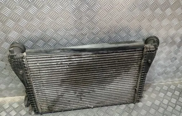Volkswagen Golf Plus Intercooler radiator 1K0145803T N6897002