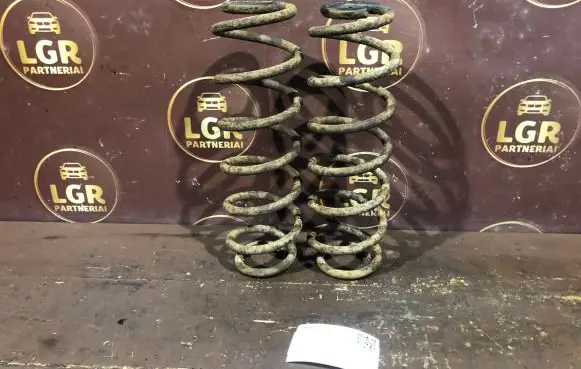 Volkswagen Golf IV Rear coil spring