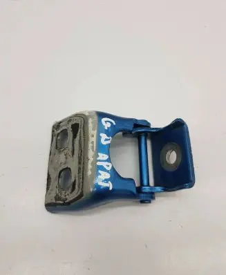Dacia Spring Rear door lower hinge 804205044R E0071
