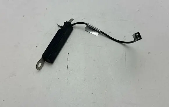 Ford Mustang VI Aerial antenna amplifier 7CP118K891CA