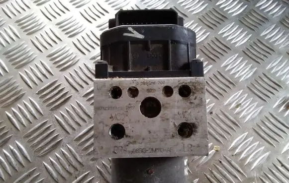 Ford Mondeo MK II ABS Pump 0265216700 98BG2M110AF 404971136547