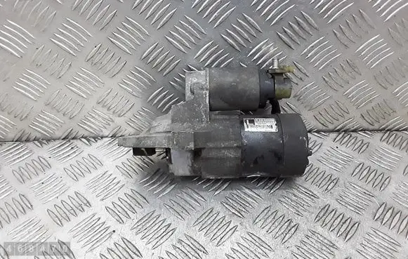 Mazda 5 Starter motor m000t90981