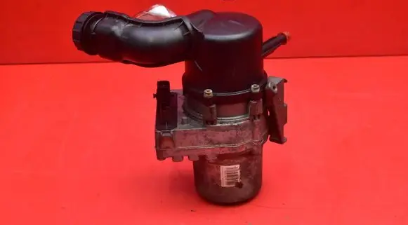 Peugeot 508 RXH Power steering pump 9675277380