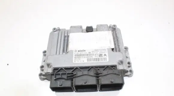 Peugeot 308 Engine control unit/module 9677013180 0281017333