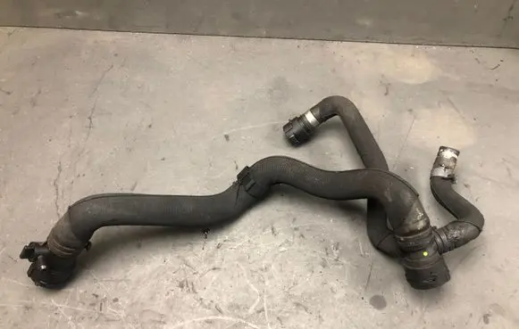 Audi A5 8T 8F Engine coolant pipe/hose 8K0122293B 8K0122193F