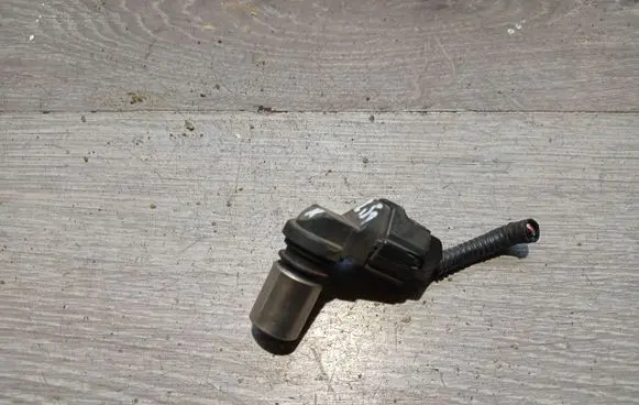 Volvo S60 Camshaft position sensor 0296001210 8627355