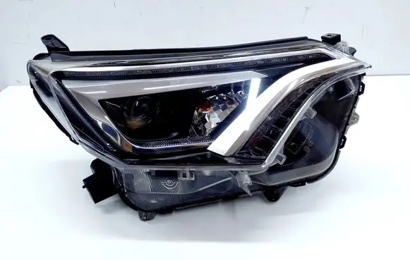 Toyota RAV 4 (XA40) Headlight/headlamp W3049