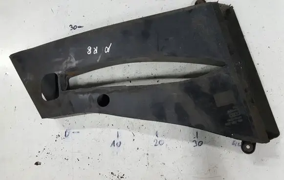 Audi R8 42 Wiper trim 420117336