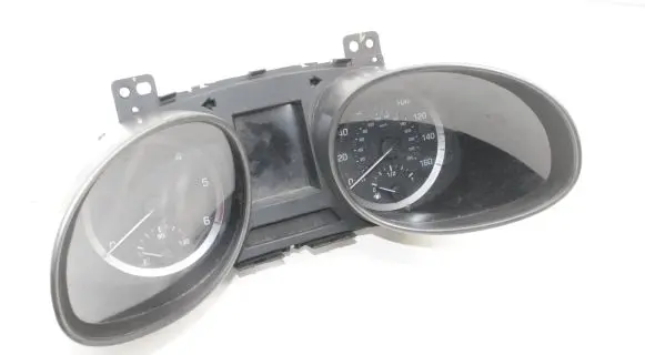 Hyundai Santa Fe Speedometer (instrument cluster) 940212W120