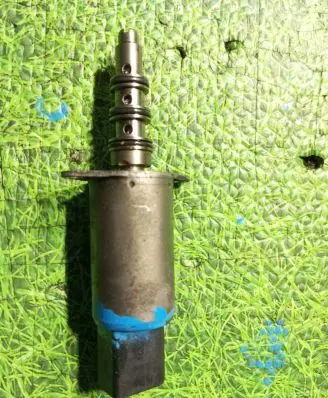 BMW 6 E63 E64 Turbo solenoid valve 12100519