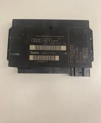 Audi A4 S4 B7 8E 8H Comfort/convenience module 8E0959433CA 00002731D3 0T639771
