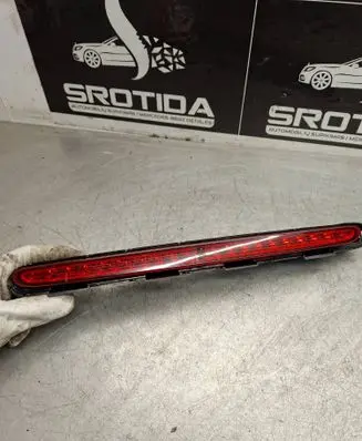 Mercedes-Benz E W211 Third/center stoplight A2118201556