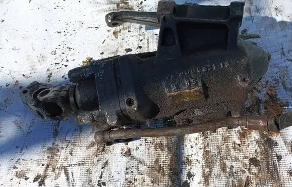 BMW 5 E34 Steering rack 8051955122 1137493