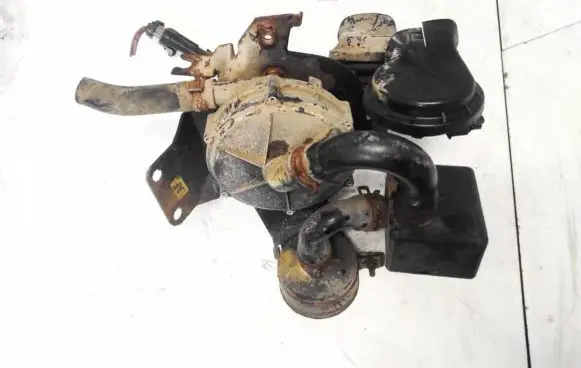 Opel Omega B1 Secondary air pump 90448806