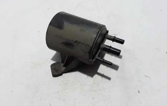 Volvo V40 Active carbon filter fuel vapour canister 31338318