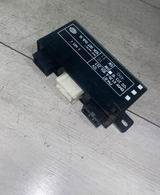 BMW 3 E46 Door control unit/module 61356904247 12037310