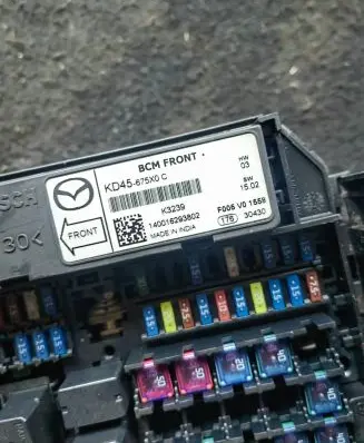 Mazda CX-5 Fuse module KD45675X0C KD45675X0