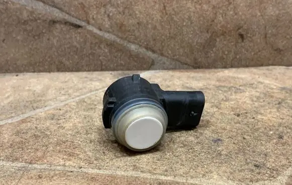 Mercedes-Benz E W213 Parking PDC sensor A0009055504